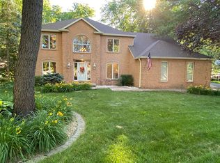 3004 Newport Dr, Springfield, IL 62702