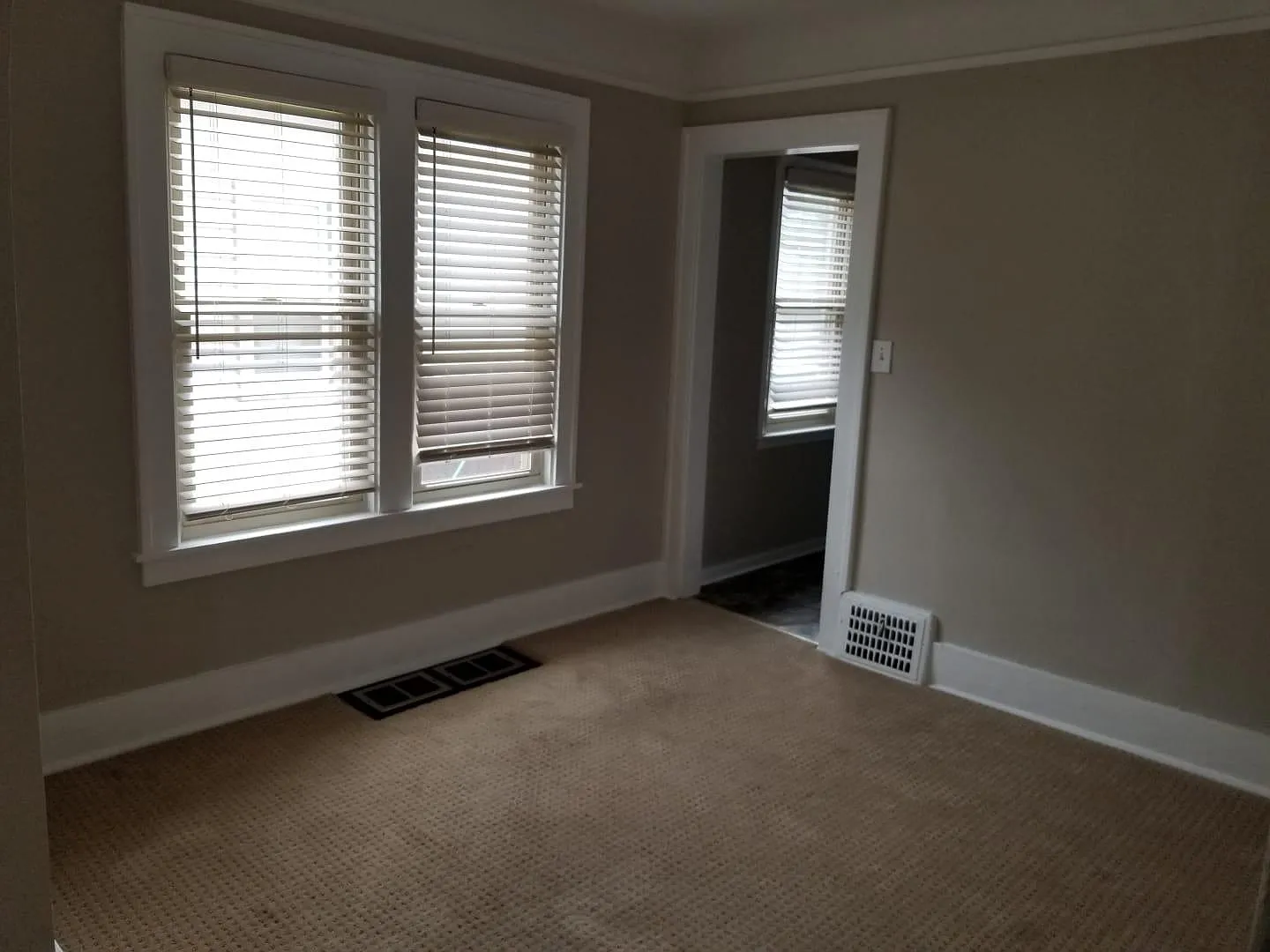 329 Baker St — Photo 4