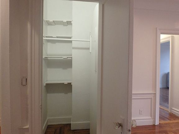 3rd image of 387 Eastern Pkwy APT 10
