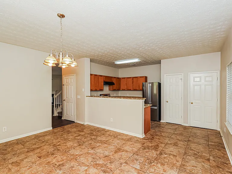 4080 Robin Cir — Photo 8