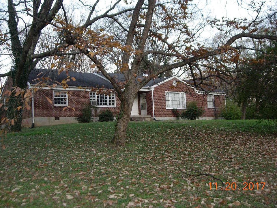 1st image of 712 Woodmere Dr