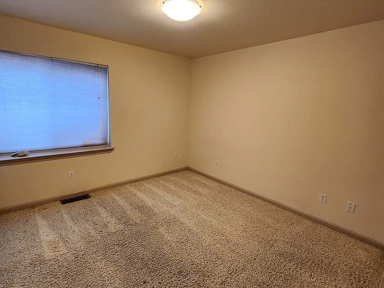 2745 Scottsdale Rd — Photo 19