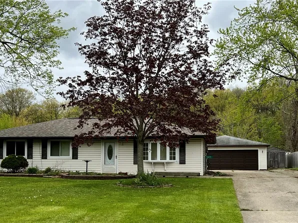 1611 Pike Pkwy, Streetsboro, OH 44241
