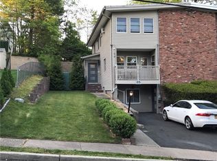 25 Jacaruso Dr, Spring Valley, NY 10977