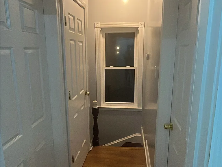 416 John St — Photo 6