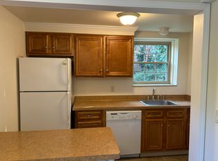 90 Concord Dr APT 1, Cheektowaga, NY 14215