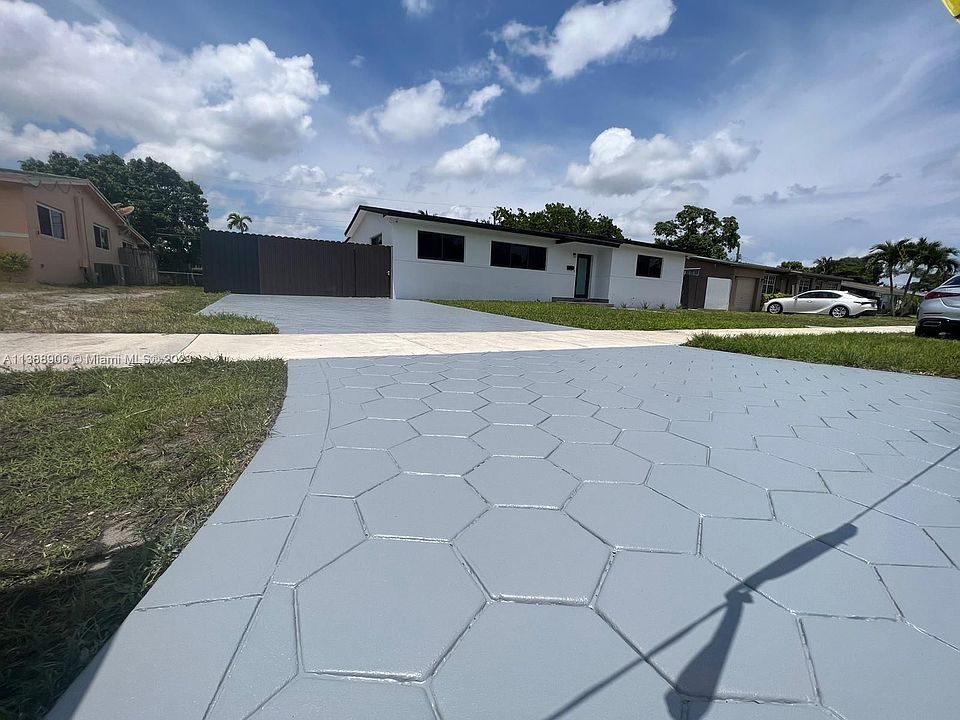 1st image of 1001 NW 181st St #1