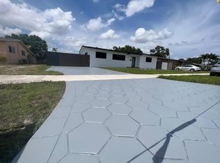 1001 NW 181st St, Miami Gardens, FL 33169