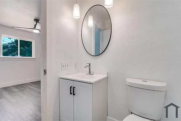 1622 Hillwood Dr — Photo 22