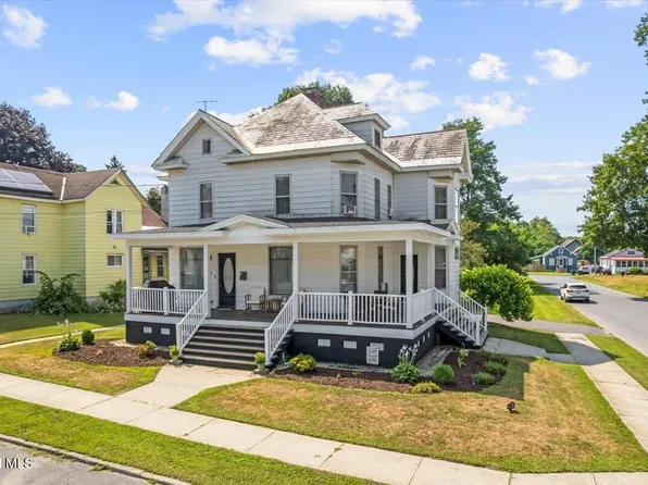 15 4th Avenue, Hudson Falls, NY 12839
