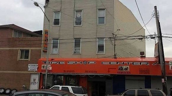 1st image of 112 Jamaica Ave