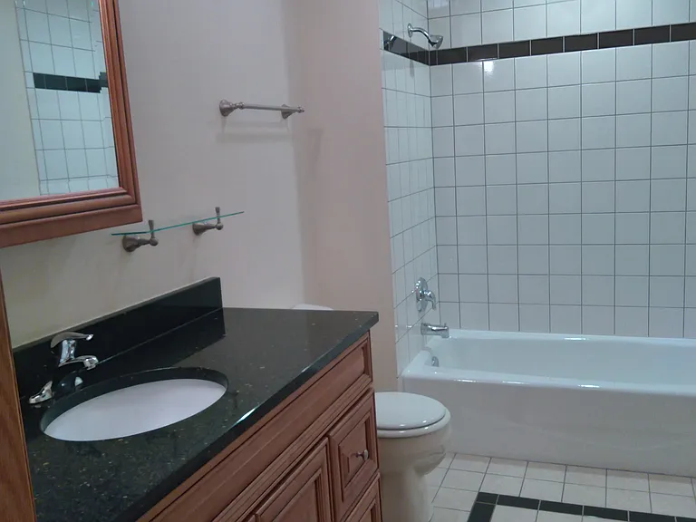5761 W Higgins Ave #3D — Photo 15