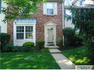 33 Albury Way UNIT 33, North Brunswick, NJ 08902