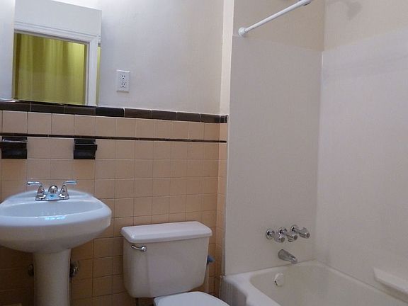 5th image of 452 W 23rd St APT 4A