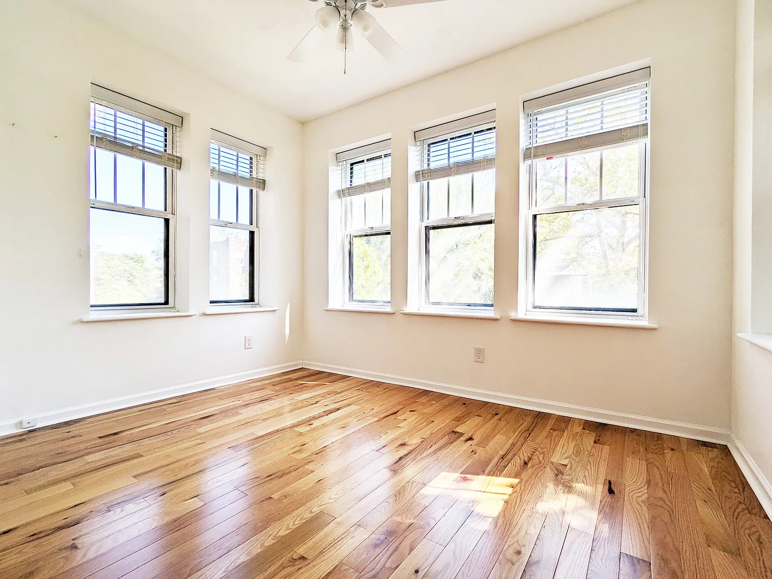 2 bed, 1434 sqft, $1,825 — Photo 4