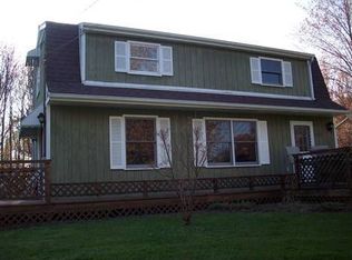 3952 Lake Rd, Conneaut, OH 44030