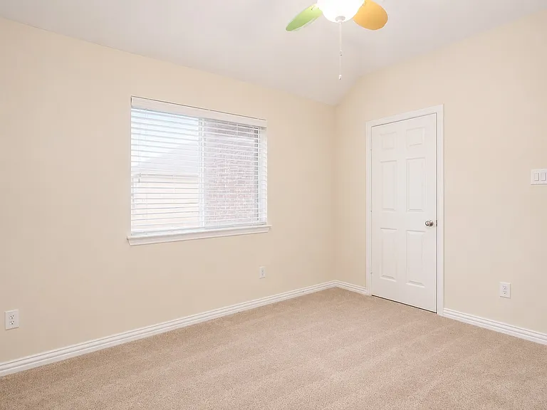 9829 Lightcatcher Dr — Photo 22