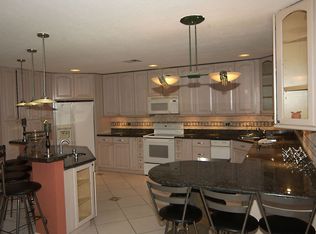 40 NW 45th Ave, Plantation, FL 33317