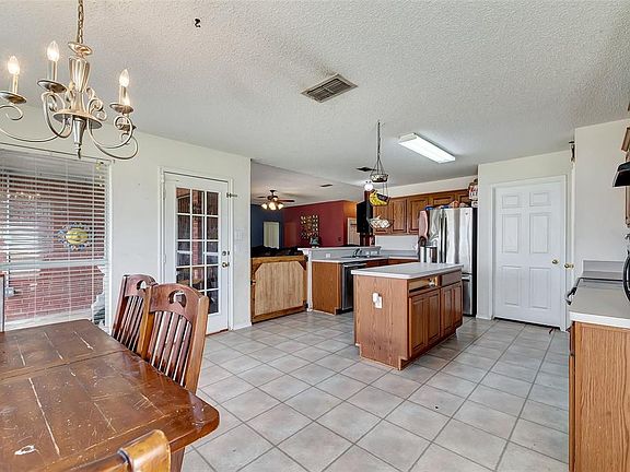 3rd image of 2224 Cattle Dr