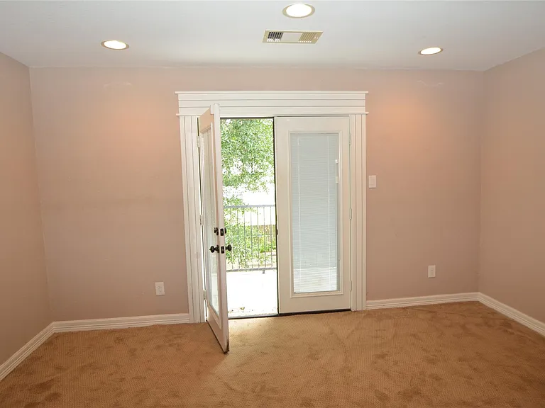 6510 Durango Dr — Photo 16