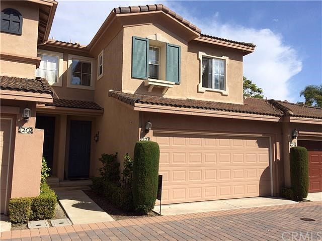 1st image of 22 Trofello Ln