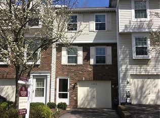 165 Rossmor Ct, Pittsburgh, PA 15229