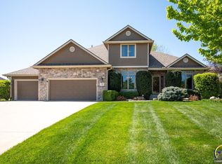 7439 SW Arthurs Rd, Topeka, KS 66610