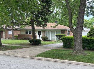 17332 Roy St, Lansing, IL 60438