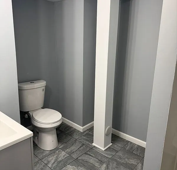 7722 Park Dr — Photo 7