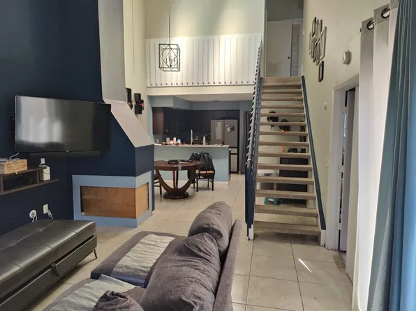 1818 Runners Way #1818, North Lauderdale, FL 33068