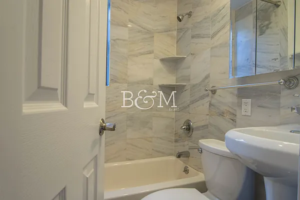 Rented by Brick&Mortar | media 22