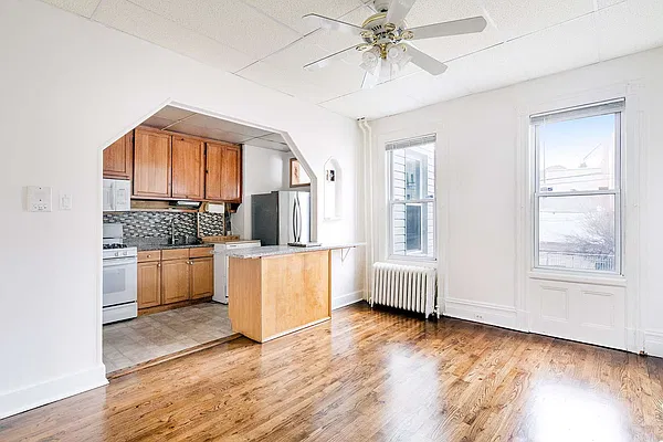 Rented by Bold New York | media 8