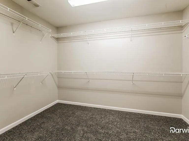 5521 Village Trce — Photo 13