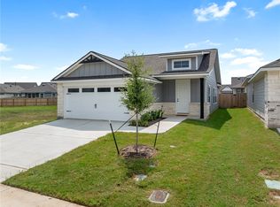 909 Fork Ct, College Station, TX 77845