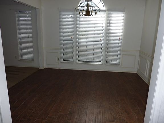 5th image of 2325 Bent Bow Dr