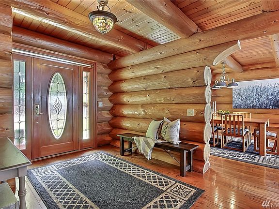 3rd image of 4916 Madrona Beach Ln NW