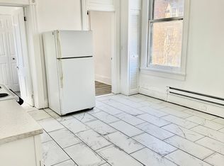 1232 N Calvert St APT 7, Baltimore, MD 21202