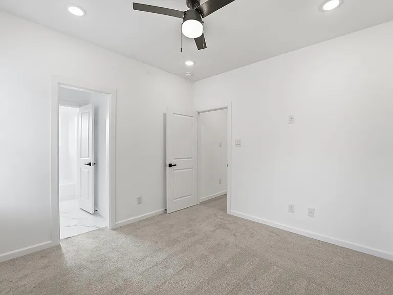 866 Rachel St #D — Photo 15