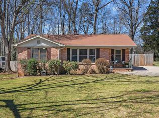 110 Pine Ln, Simpsonville, SC 29681