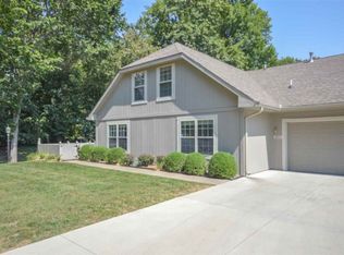 8002 River Park Way, Evansville, IN 47715