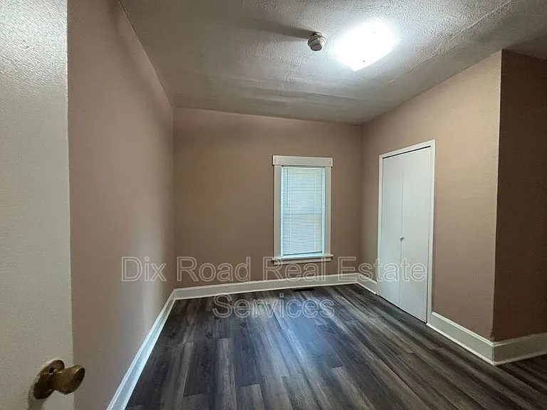 1109 Oxford State Rd — Photo 12