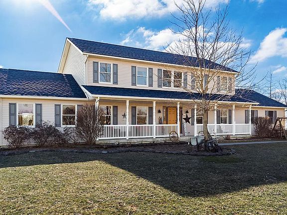 2nd image of 5483 Caties Way