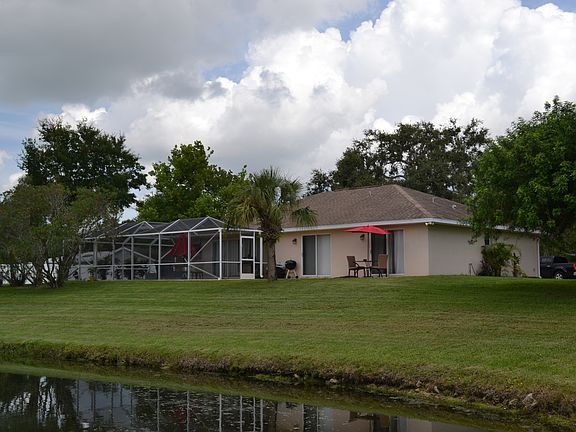 5th image of 2910 Forest Dr