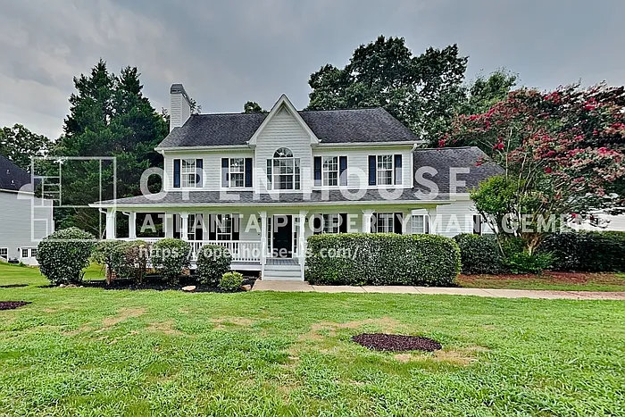 74 Woodsfield Ln — Photo 1