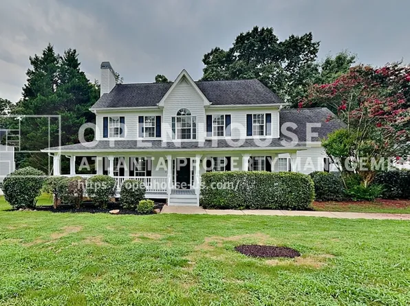 74 Woodsfield Ln, Hiram, GA 30141