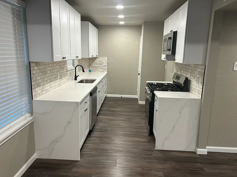 10312 Desdemona Dr — Photo 3