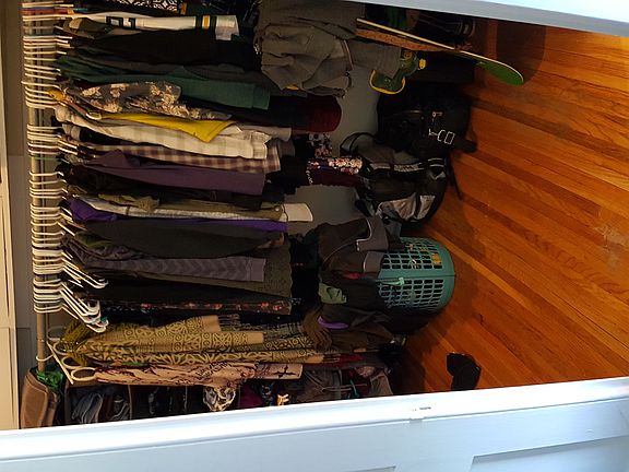 2nd image of 600 W Franklin Ave APT 204