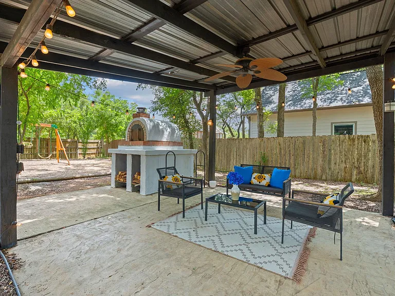 222 Primrose Dr — Photo 29