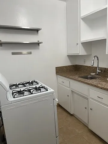 217 Seal Beach Blvd #B — Photo 5