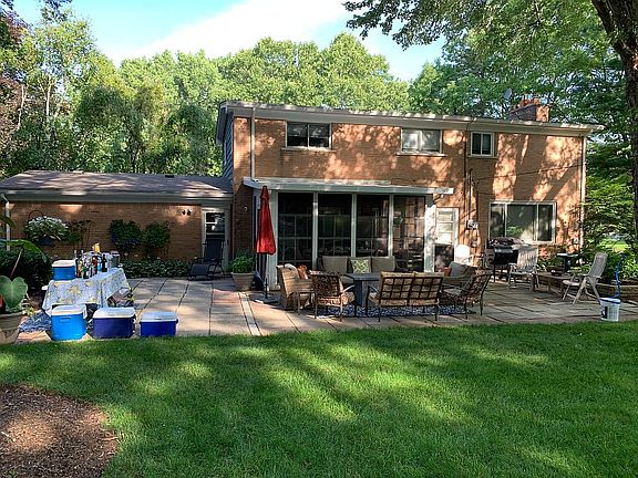5th image of 1373 Ashover Dr